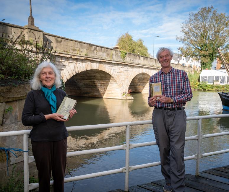 Edith and Malcolm at Folly Bridge